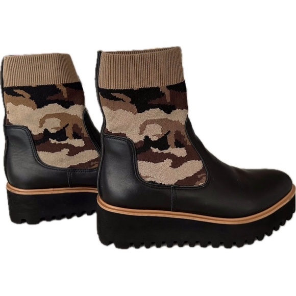 ALL BLACK🖤Camo 2" Flatform Sock Boot COOL military chic 9.5 BoHo Grunge GI Jane - Picture 2 of 12